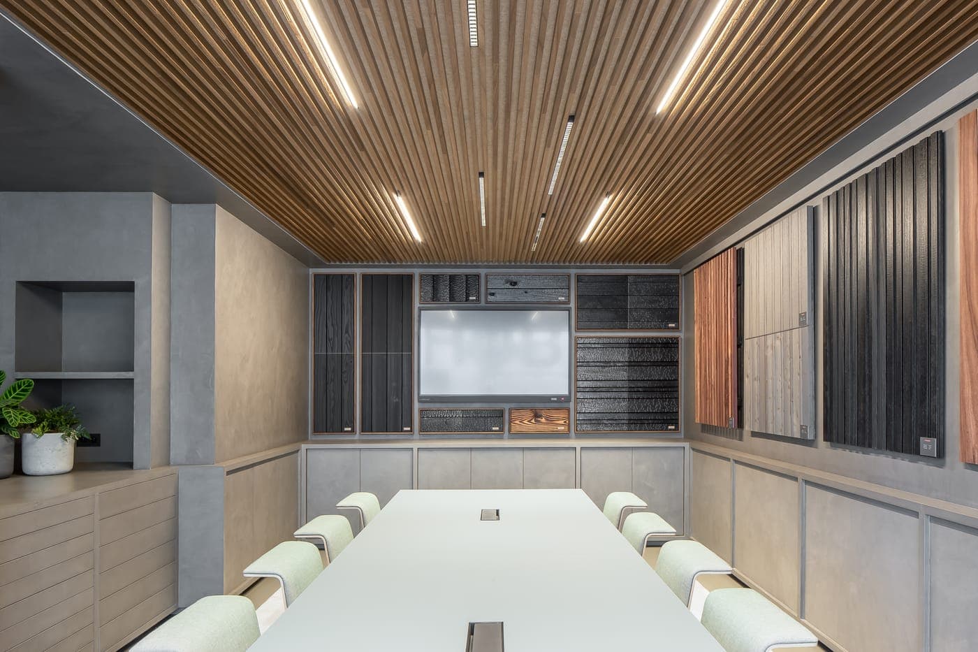 A space finished in StucGranito by Stoopen & Meeûs.