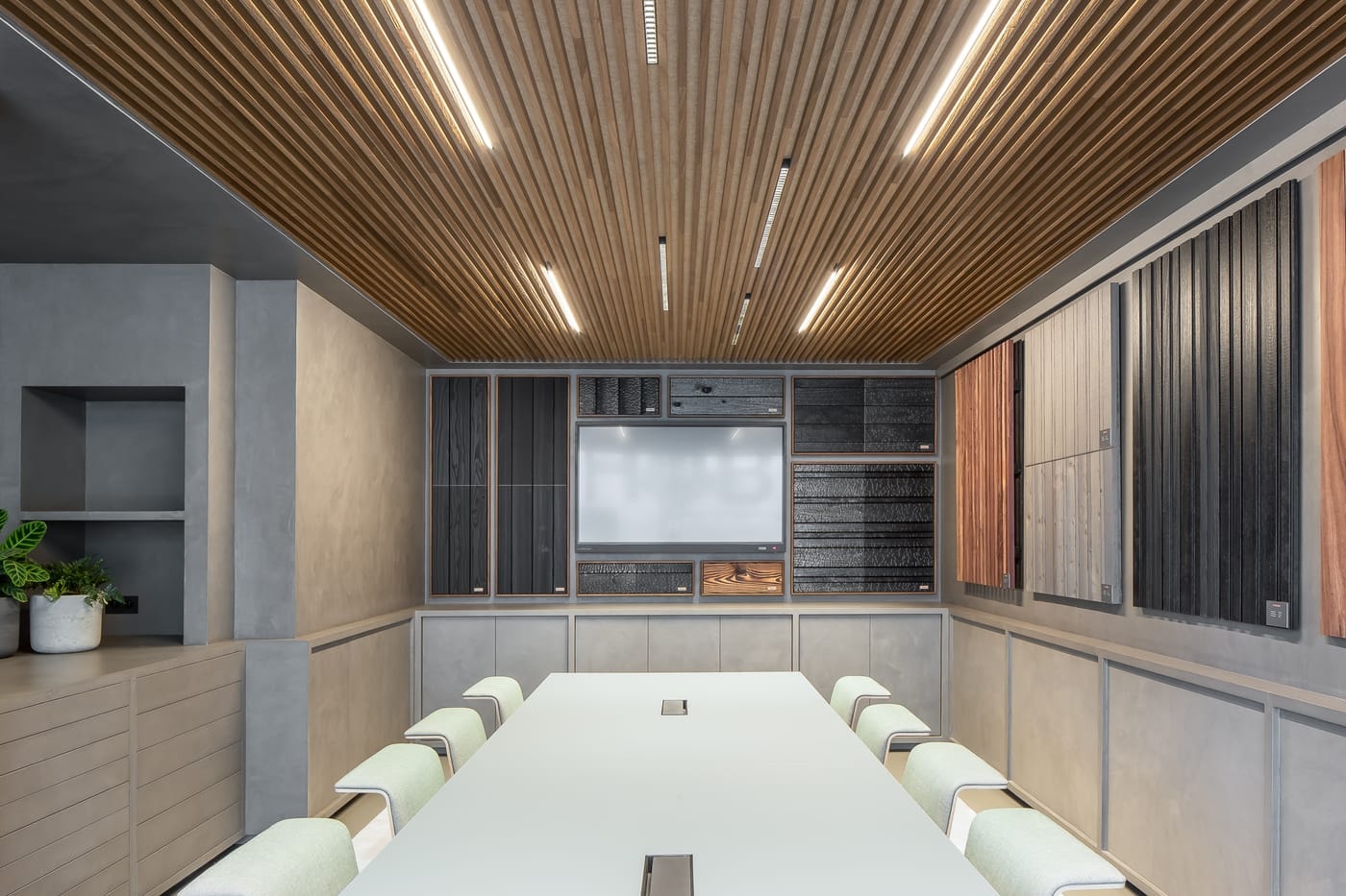 A space finished in StucGranito by Stoopen & Meeûs.